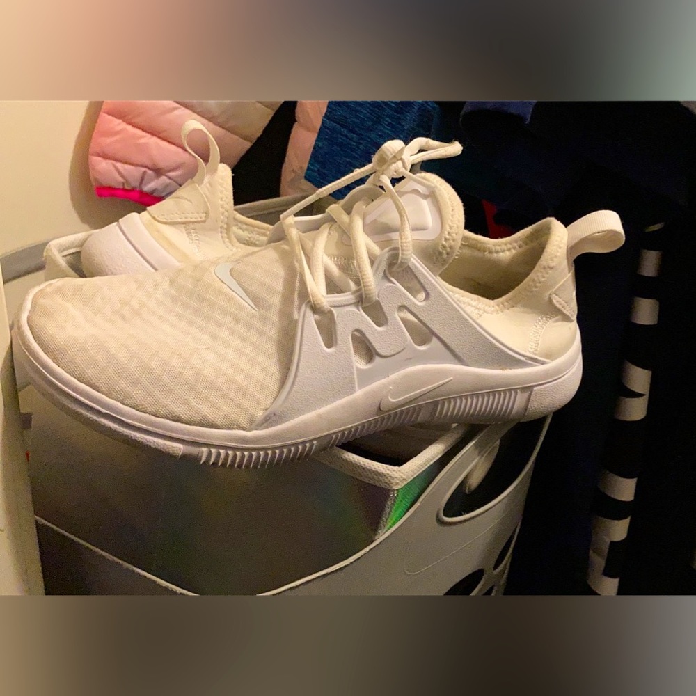 Women’s Sneakers